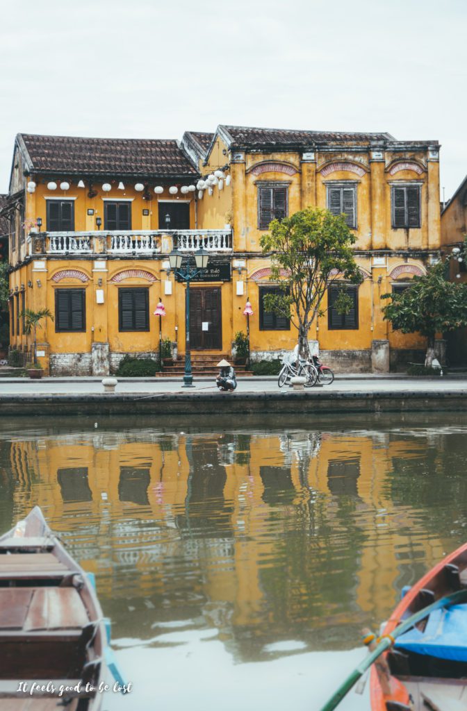 Colonial houses and Hoi An river